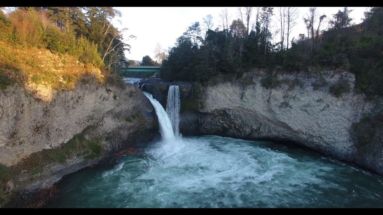 Turismo Jaos Cabanas Tinas Y Quincho Futrono Buitenkant foto