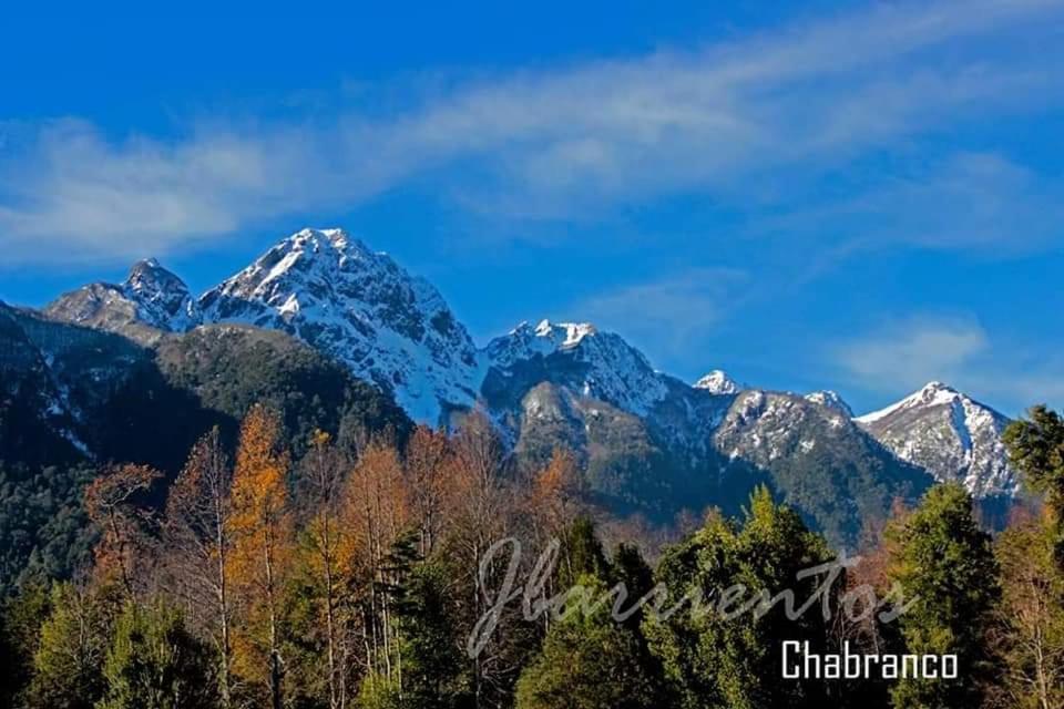 Turismo Jaos Cabanas Tinas Y Quincho Futrono Buitenkant foto