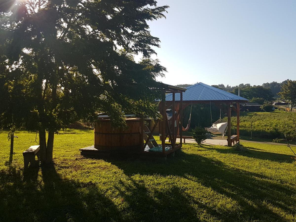 Turismo Jaos Cabanas Tinas Y Quincho Futrono Buitenkant foto